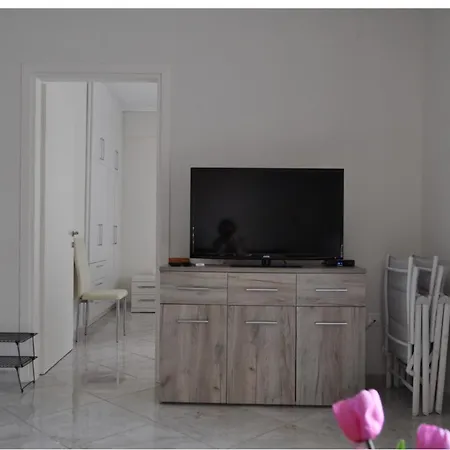 Apartment Na'vie Sunrise By The Sea