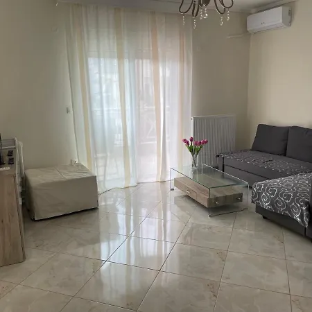 Na'vie Sunrise By The Sea Apartment *