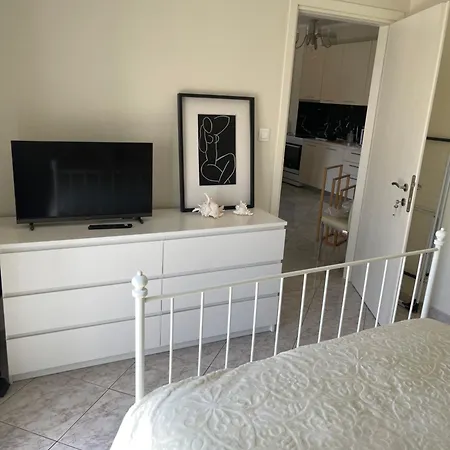 Na'vie Sunrise By The Sea Apartment